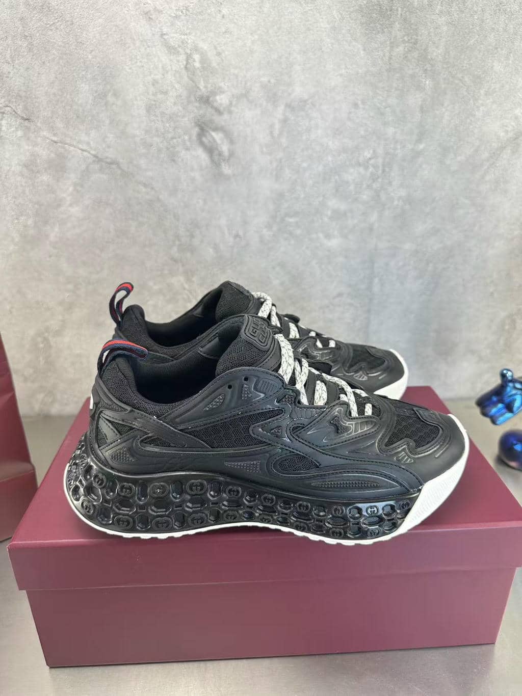 0020 Sneaker